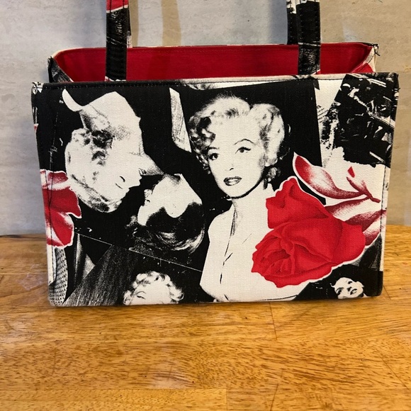 Vintage Marilyn Monroe & Elvis Presley Black and Red Rose Women'sBag - Picture 2 of 13